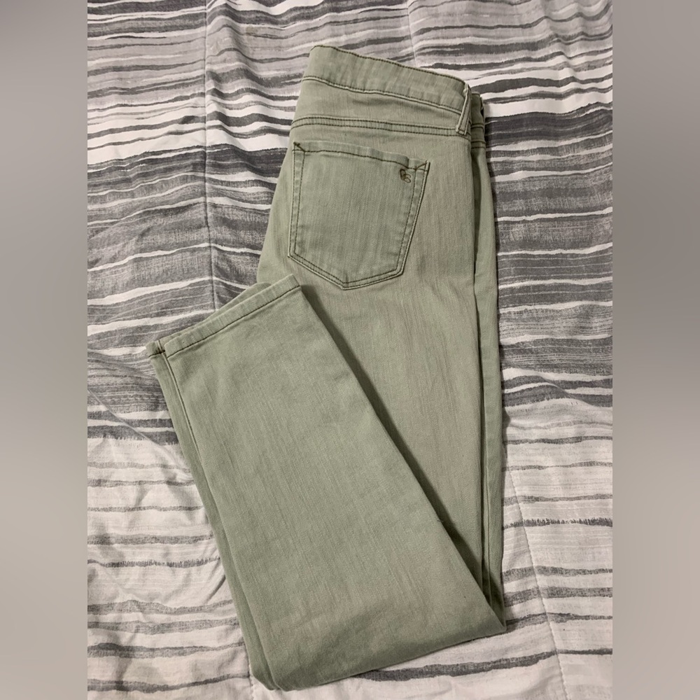 Jessica Simpson, light green size 8 cropped skinny jeans - Picture 2 of 2